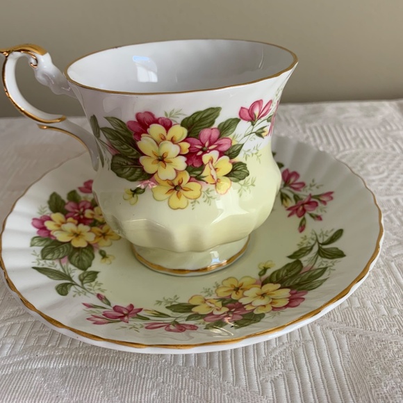 Rosina Wild Flowers Cup & Saucer - Picture 2 of 4